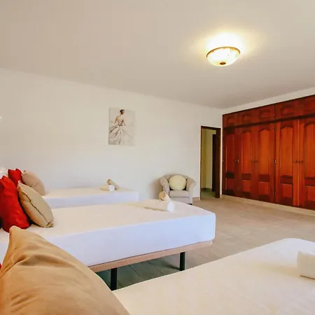 Villa Punta Cana - Com Piscina Aquecivel E Conforto Em Albufeira